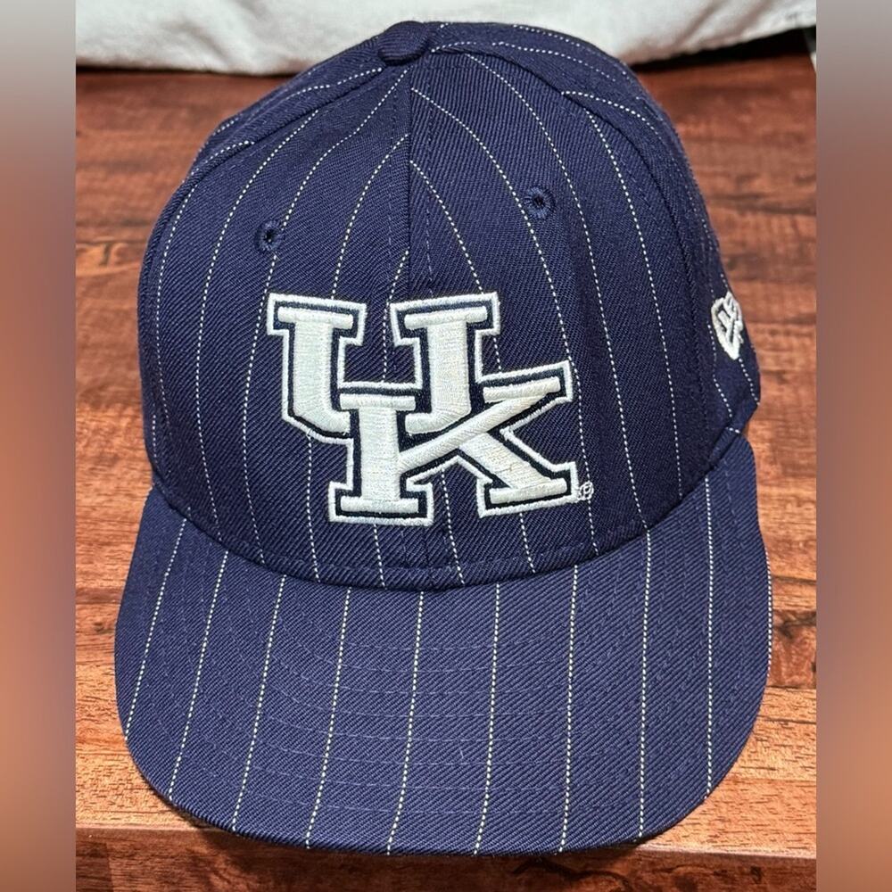 University of Kentucky Dark Blue Pinstripe Hat New Era Fitted Size 7 3/8